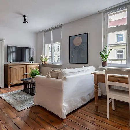 Apartment Mieszkanie W Centrum *